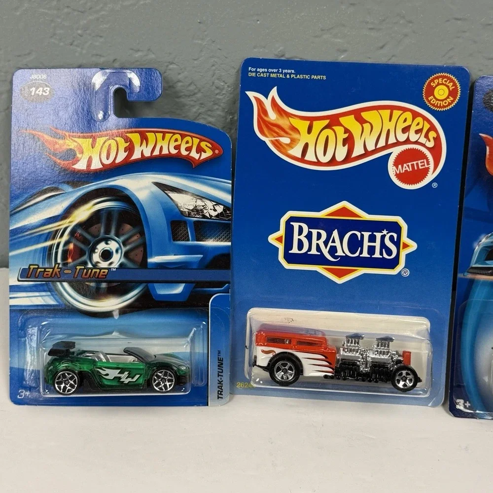 Hot Wheels Bent‎ Cards Still Sealed Lot Of 4 Various Models